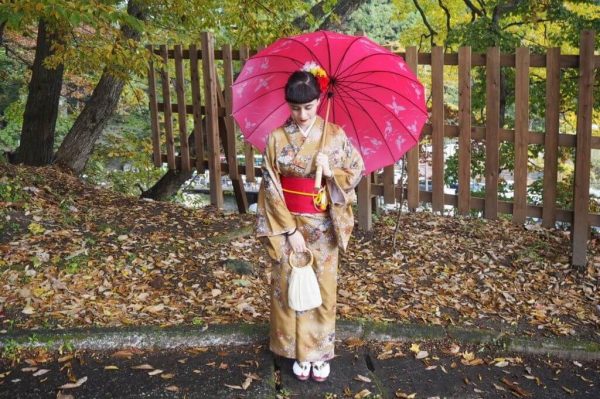 Alice in Japan in Kimono