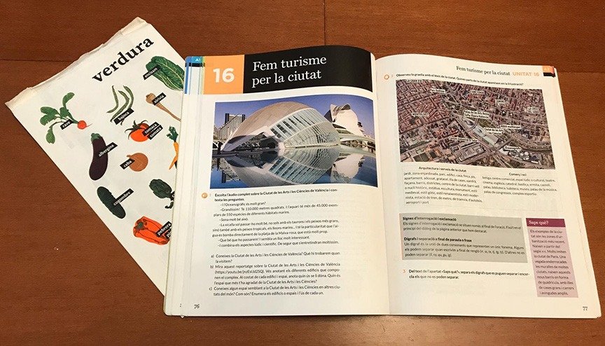 De Dalt a Baix a beginners’ Valenciano textbook
