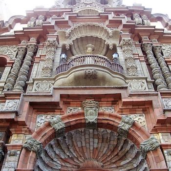 A gorgeously adorned building in Lima.