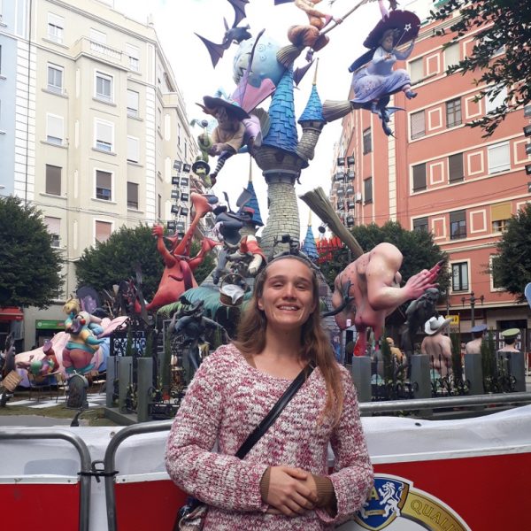 Kira in front of one of the fallas
