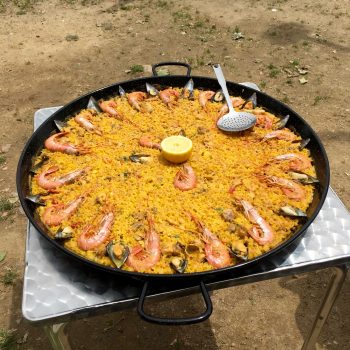 A Spanish paella